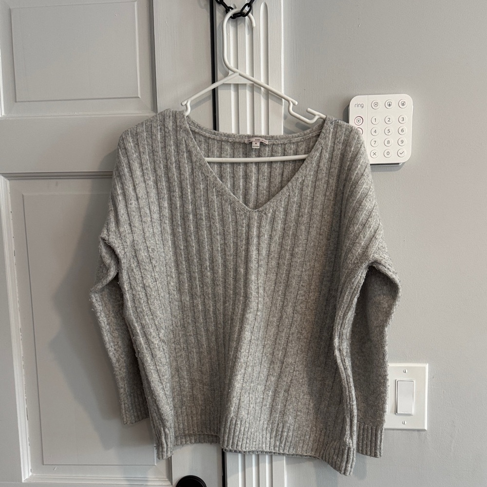 GAP Light Gray V-Neck Sweater